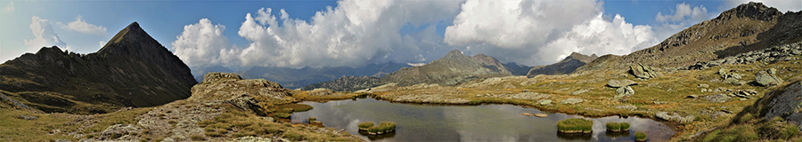 Panoramica al Laghetto di Val Vegia con Pizzo dell''Orto e Pizzo delle Orobie